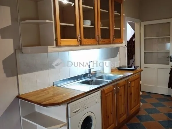 Eladó ház Budapest XVII. kerület 191 nm