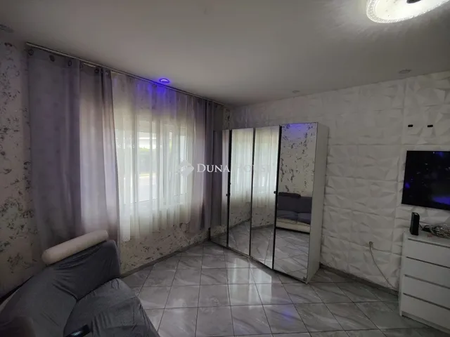 Eladó ház Üllő 90 nm