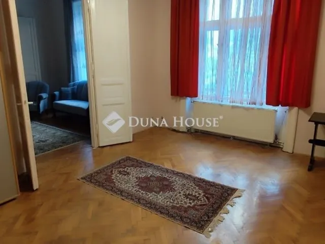 Eladó lakás Budapest VI. kerület, Nagykörúton kívüli terület 72 nm