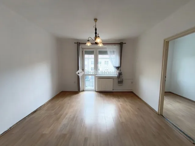 Eladó lakás Budapest XIII. kerület, Lőportárdűlő 41 nm