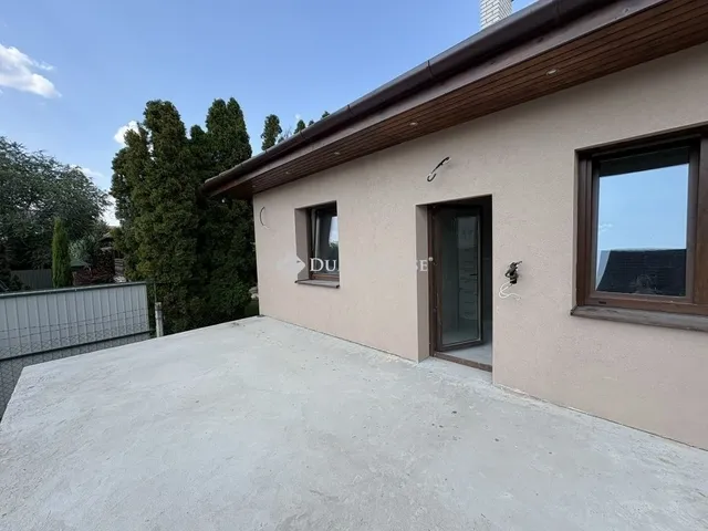 Eladó ház Ócsa 191 nm