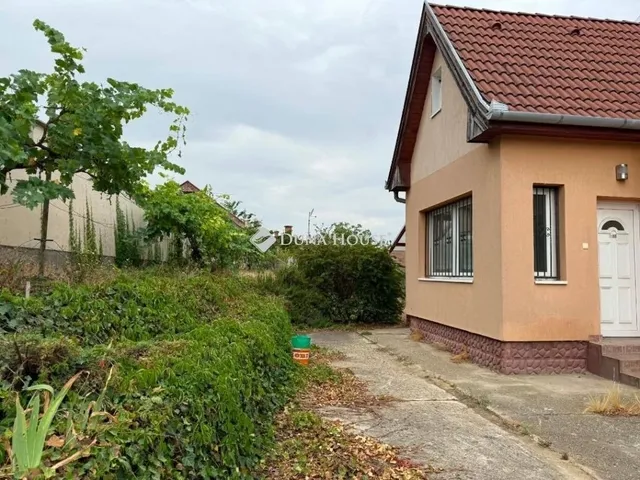 Eladó ház Budapest XXI. kerület 195 nm