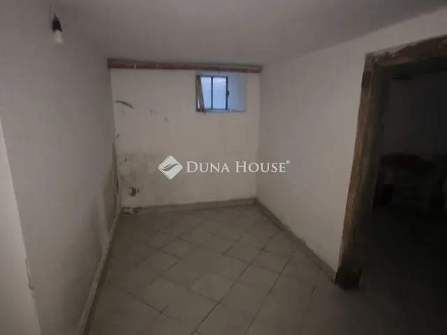 Eladó ház Leányfalu 237 nm