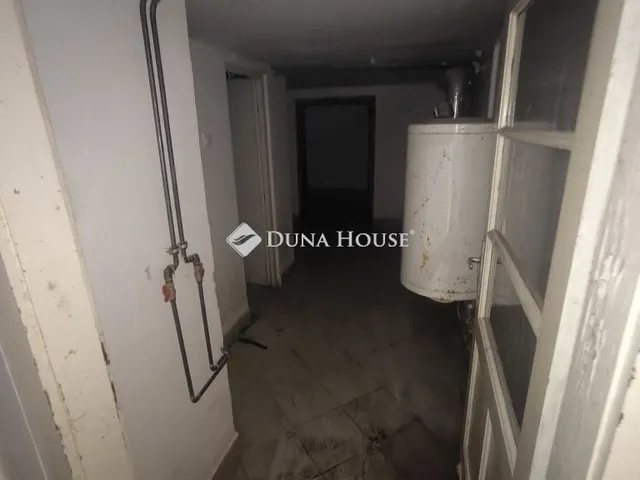 Eladó ház Leányfalu 237 nm