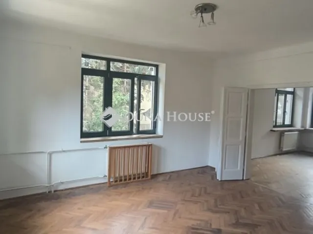 Eladó ház Leányfalu 237 nm
