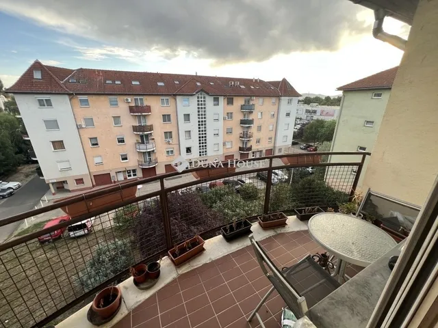 Eladó lakás Budapest XV. kerület, Újpalota 94 nm