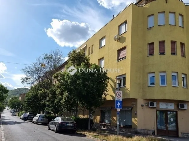 Eladó lakás Budapest XI. kerület 93 nm