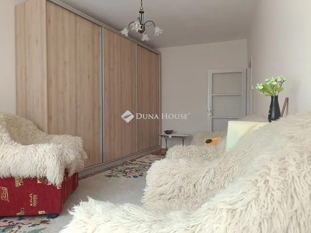 Eladó lakás Szeged 60 nm