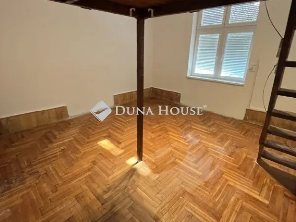 Eladó lakás Budapest XV. kerület, Pestújhely 38 nm