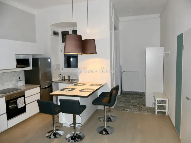 Eladó lakás Budapest VII. kerület 96 nm