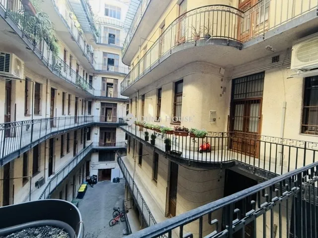 Eladó lakás Budapest VIII. kerület 88 nm