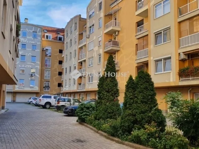 Eladó lakás Budapest VIII. kerület 132 nm