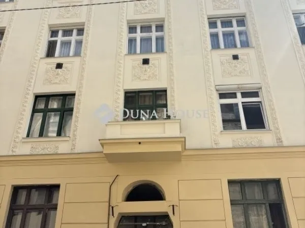 Eladó lakás Budapest VIII. kerület 73 nm