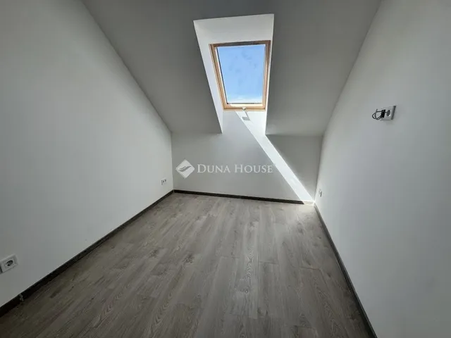 Eladó lakás Veresegyház 60 nm