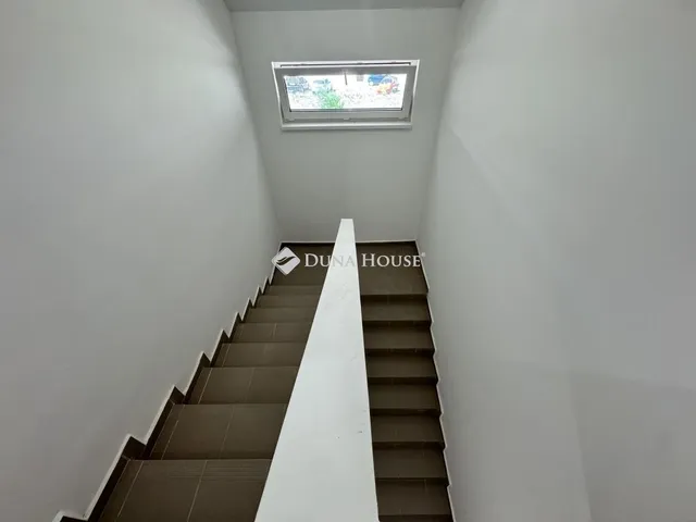 Eladó lakás Veresegyház 60 nm