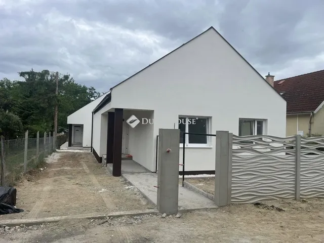 Eladó ház Veresegyház 90 nm
