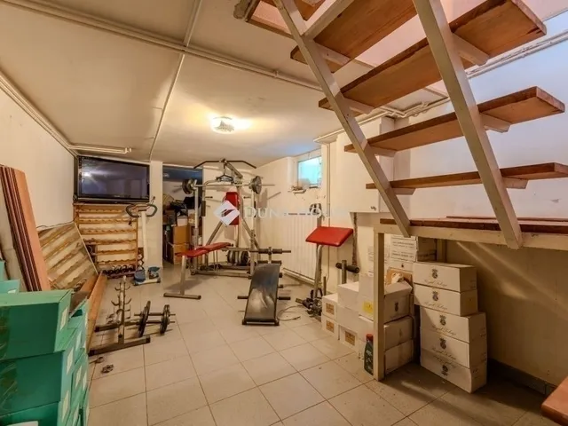 Eladó ház Veresegyház 250 nm