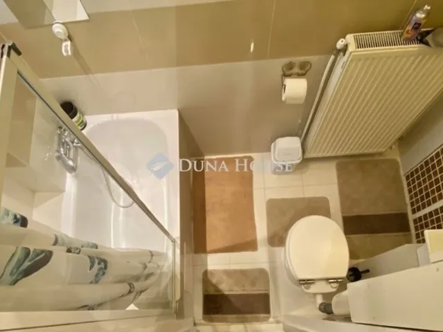 Eladó ház Budapest XV. kerület 70 nm