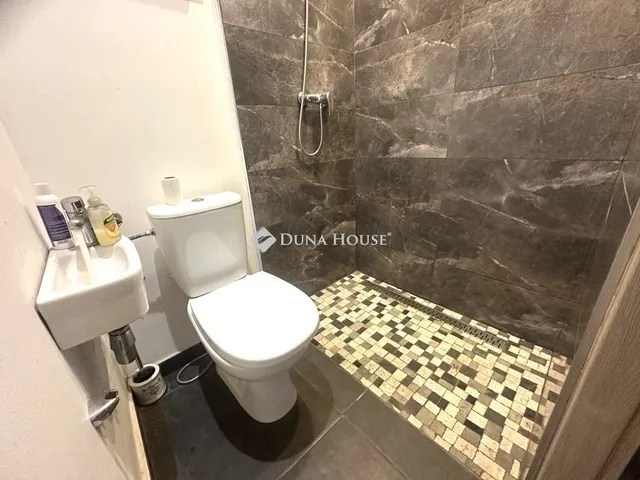 Eladó ház Budapest XV. kerület 75 nm