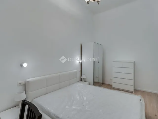 Eladó lakás Budapest V. kerület 64 nm