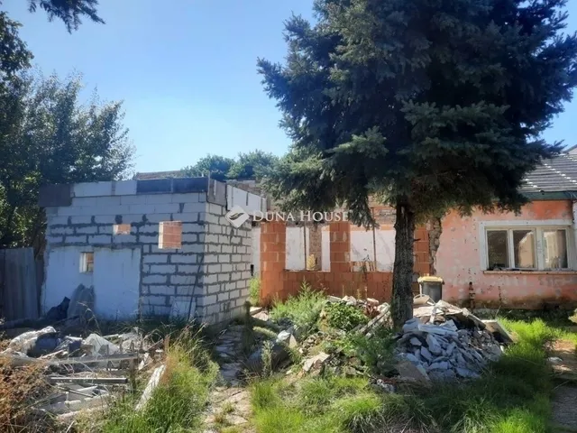 Eladó ház Budapest XXI. kerület, Szabótelep 70 nm