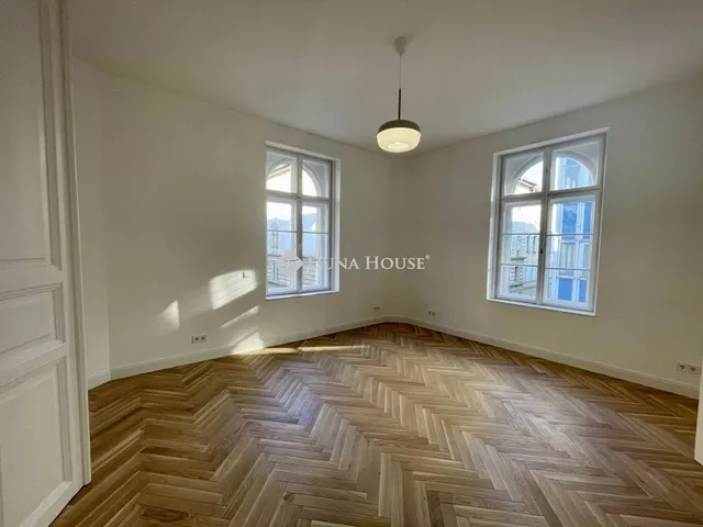 Eladó lakás Budapest VI. kerület 100 nm