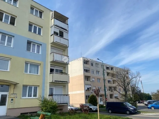Eladó lakás Százhalombatta 54 nm