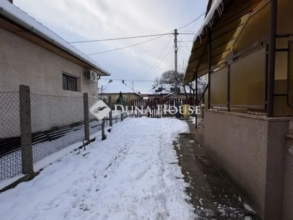 Eladó ház Gyál 220 nm
