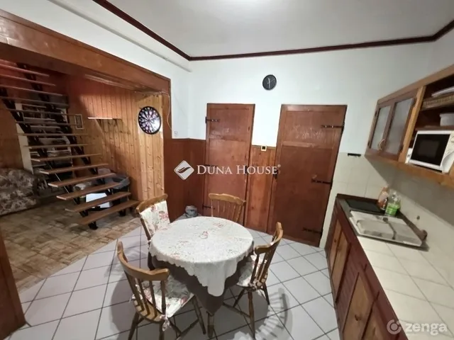 Eladó ház Monor 157 nm