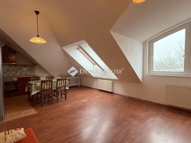 Eladó lakás Budapest X. kerület 56 nm