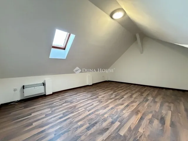 Eladó lakás Budapest XXI. kerület 60 nm