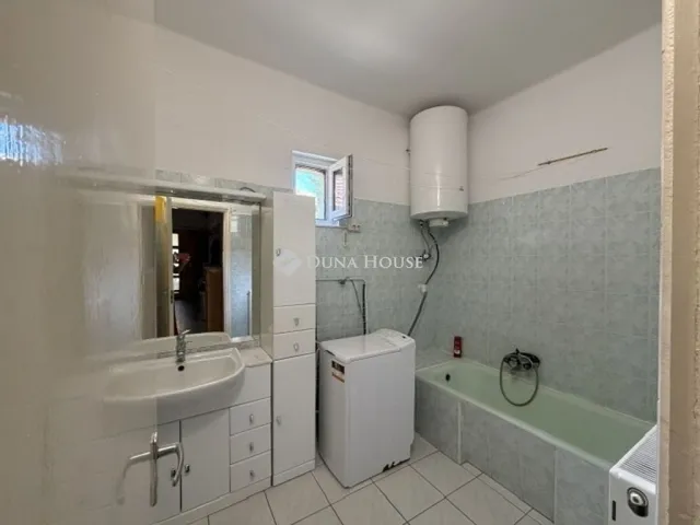 Eladó ház Vecsés 130 nm