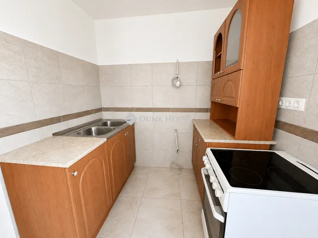 Eladó kereskedelmi és ipari ingatlan Budapest XX. kerület 31 nm