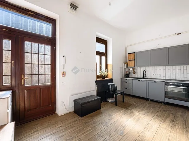 Eladó lakás Budapest VIII. kerület 72 nm