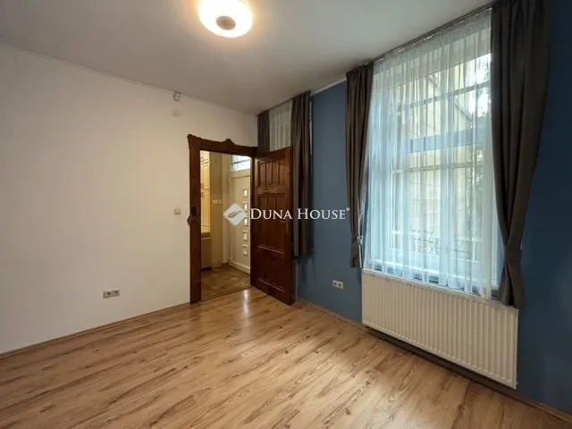 Eladó lakás Budapest II. kerület 67 nm