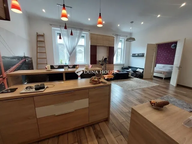 Eladó lakás Budapest VII. kerület 102 nm