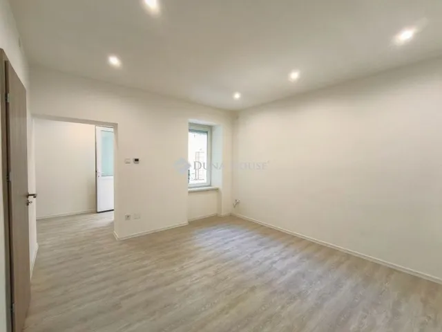 Eladó lakás Budapest III. kerület 29 nm