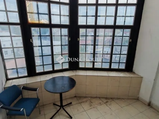 Eladó lakás Budapest X. kerület 120 nm