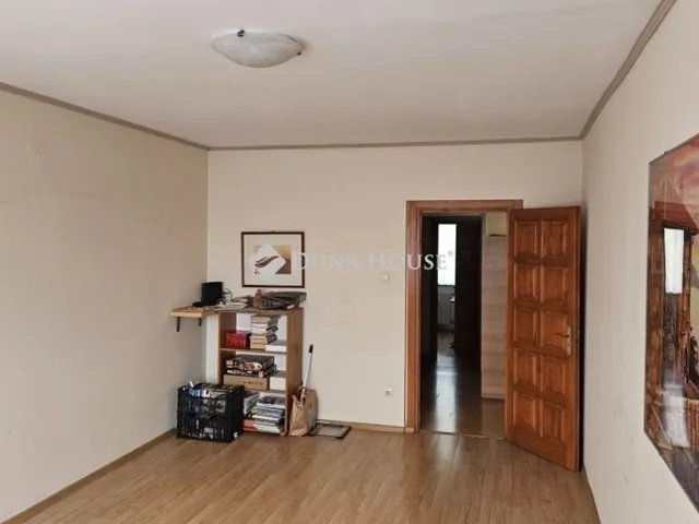 Eladó lakás Budapest III. kerület 56 nm