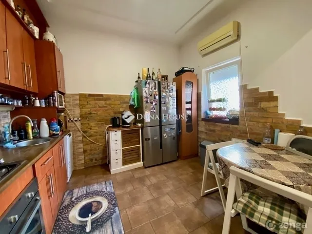 Eladó ház Budapest XV. kerület 70 nm