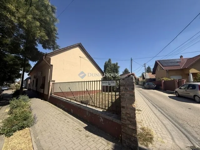 Eladó ház Vecsés 138 nm