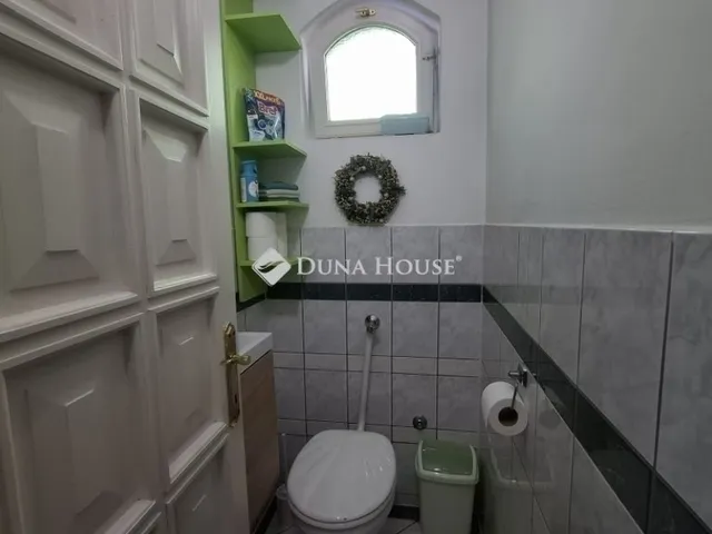 Eladó ház Veresegyház 186 nm