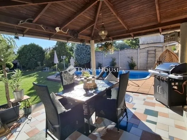 Eladó ház Veresegyház 186 nm