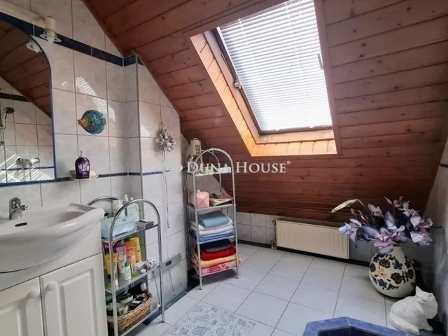 Eladó ház Veresegyház 186 nm