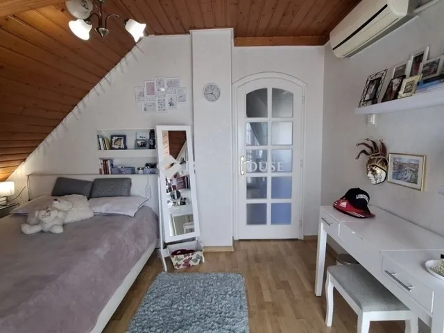Eladó ház Veresegyház 186 nm