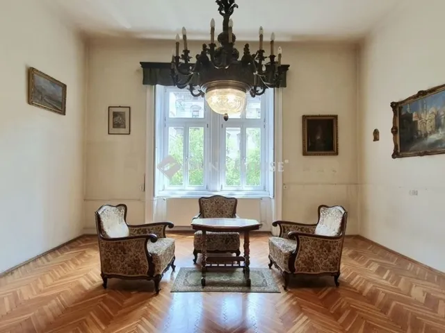 Eladó lakás Budapest VII. kerület 136 nm