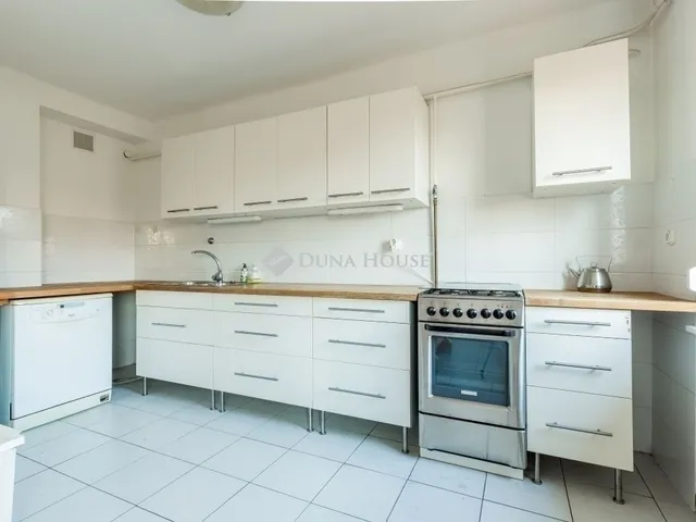 Eladó lakás Budapest XIV. kerület, Herminamező 130 nm