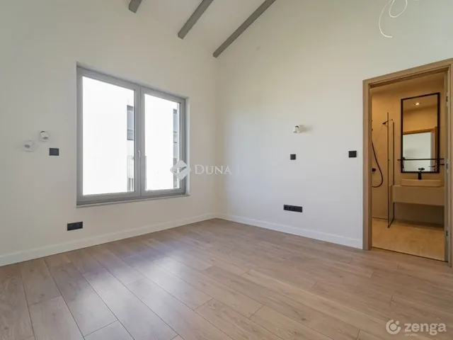 Eladó ház Budapest XVII. kerület 280 nm