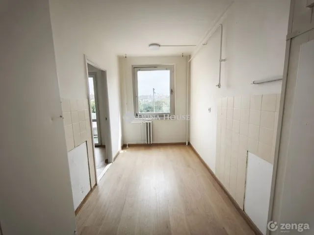 Eladó lakás Szeged 54 nm