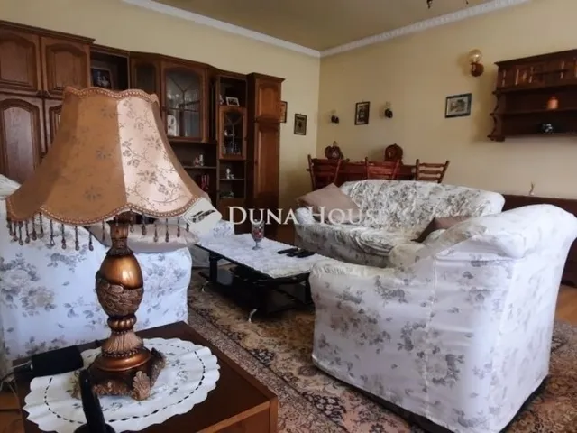 Eladó ház Dunakeszi 237 nm